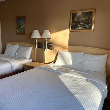 נורת' בטלפורד Lone Star Hotel מראה חיצוני תמונה