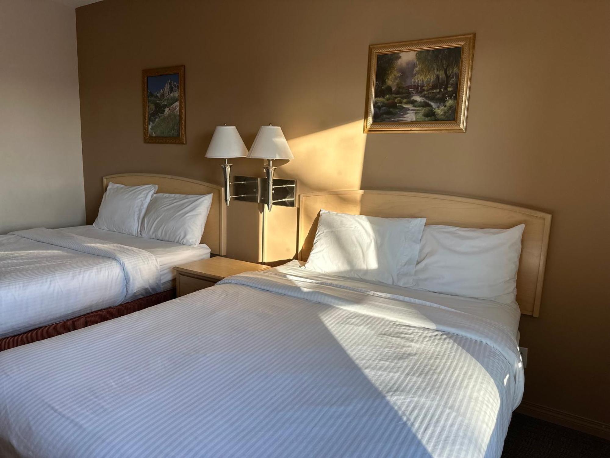 נורת' בטלפורד Lone Star Hotel מראה חיצוני תמונה