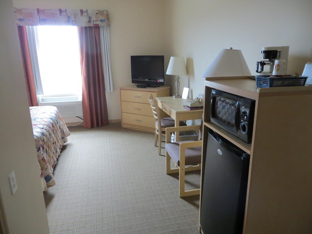 נורת' בטלפורד Lone Star Hotel מראה חיצוני תמונה